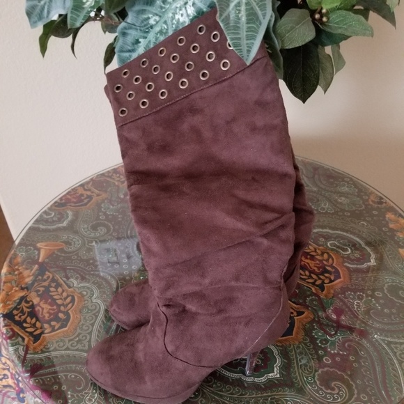 Brown Suede Boots - Picture 1 of 6